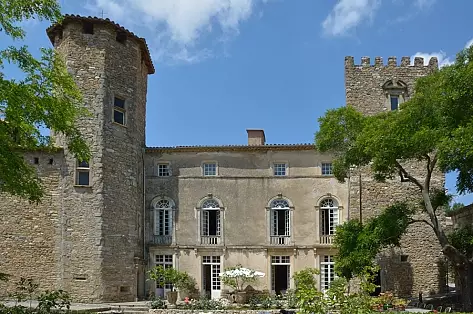 Medieval castle rental in Languedoc