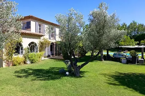 charming villa rental near Saint-Tropez